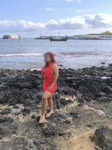 604127349: Chica busca chico en Tenerife