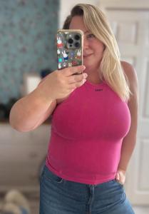 641715487: Chica busca chico en Córdoba