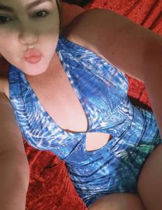 614381386: Chica busca chico en Málaga