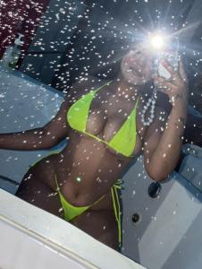 656634424: Chica busca chico en Valencia