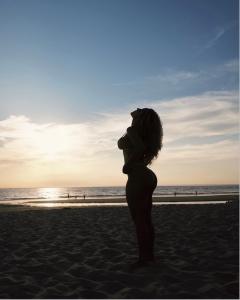 672435448: Chica busca chico en Málaga