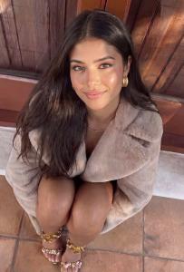 651621908: Chica busca chico en Barcelona