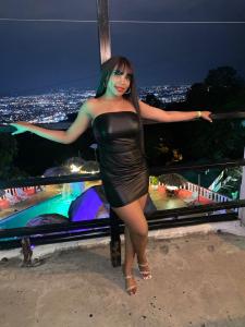 610849771: Chica busca chico en Granada