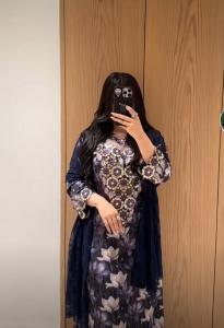 641944622: Chica busca chico en Murcia