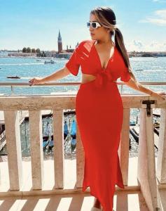 607620276: Chica busca chico en Barcelona