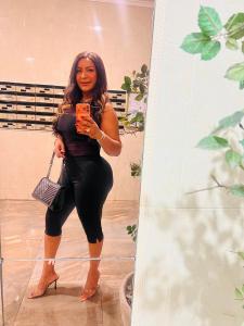 647163074: Chica busca chico en Málaga
