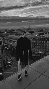 603293842: Chico busca chica en Madrid
