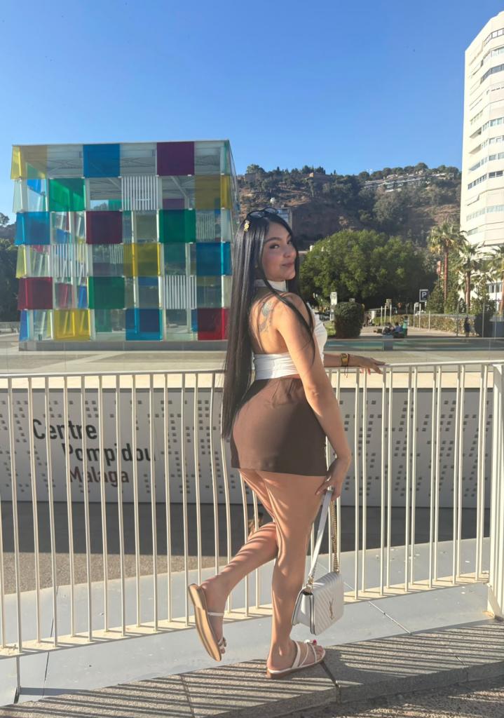 Chica busca chico en Alicante: 