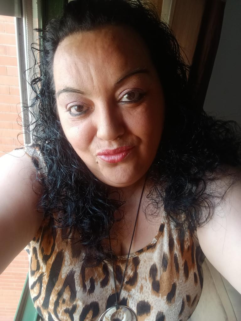 Chica busca chico en Sevilla: 