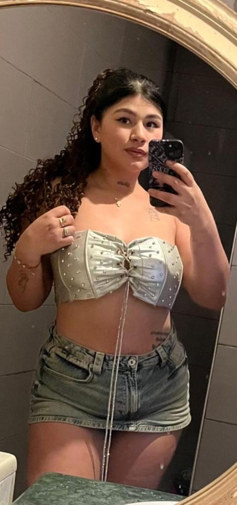 Chica busca chico en Alicante: Chica busca chico