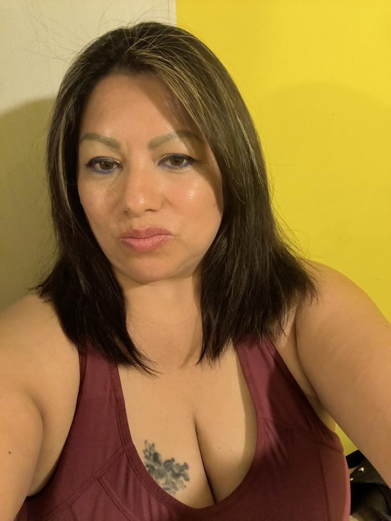 642477599: Chica busca chico en Madrid
