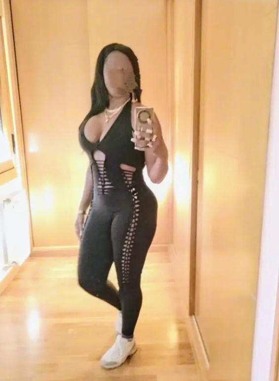 Chica busca chico en Jaén: 
