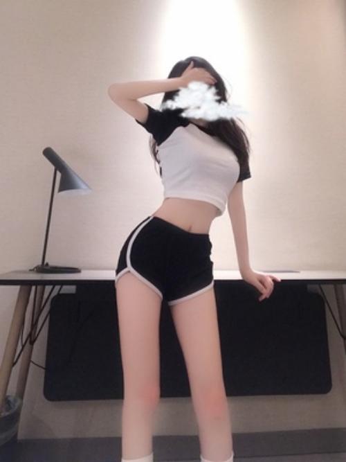612222312: Chica busca chico en Barcelona
