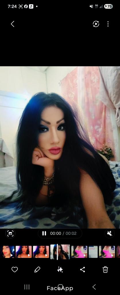 611203234: Transexual en Barcelona