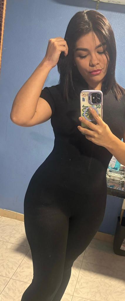 Chica busca chico en Almería: 
