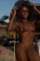 603221025: Chica busca chico en La Coruña