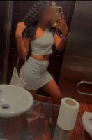 672078347: Chica busca chico en Sevilla