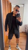 745016087: Chico busca chica en Salamanca
