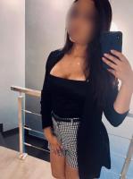 610381100: Chica busca chico en Huelva