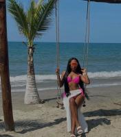 658271254: Chica busca chico en Barcelona