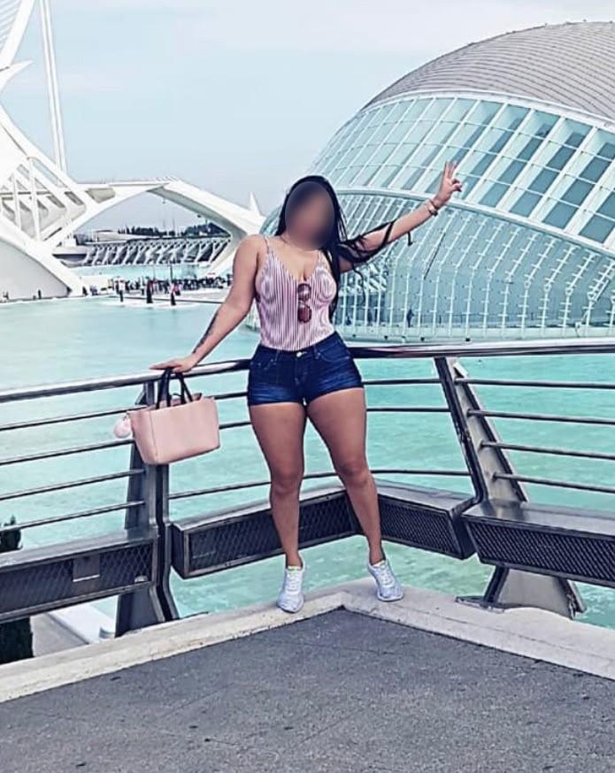 Chica busca chico en La Coruña: 