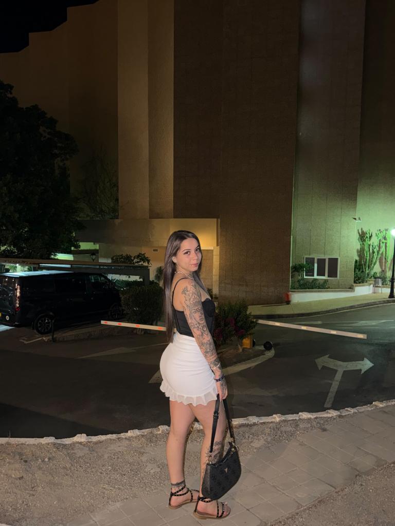 743073970: Chica busca chico en Almería