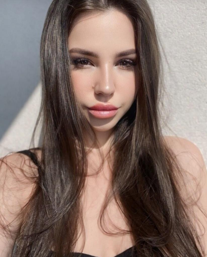 Chica busca chico en Almería: 