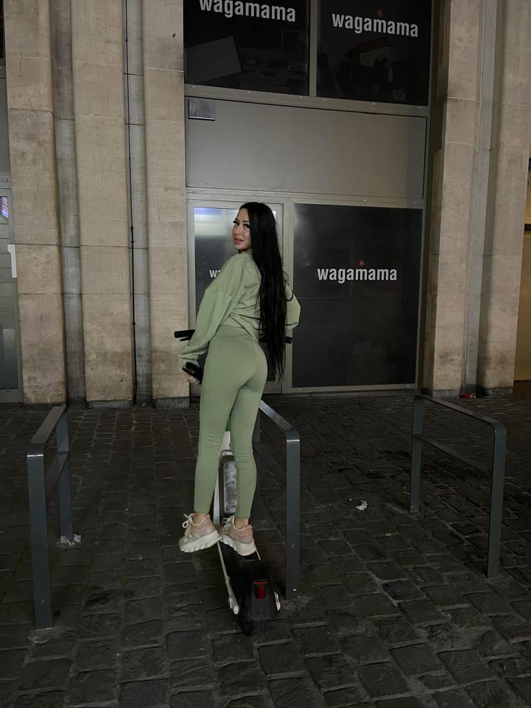 634236929: Chica busca chico en Málaga
