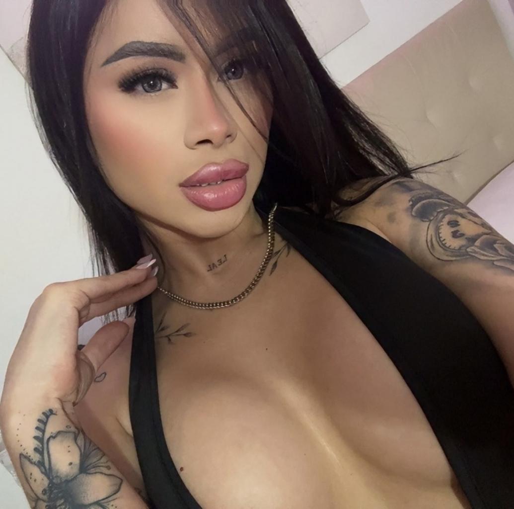 Chica busca chico en Barcelona: 