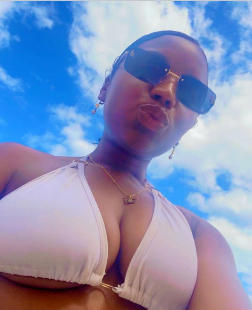 Chica busca chico en Valencia: Chica busca chico