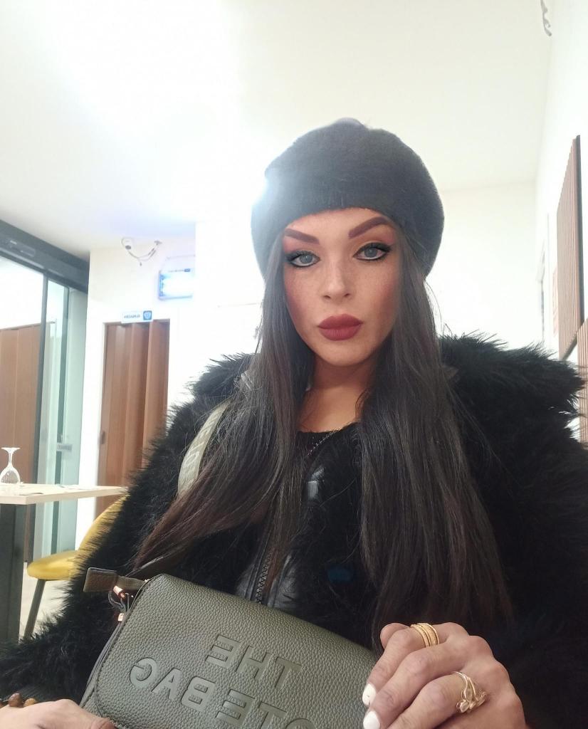 662240482: Travesti en La Coruña
