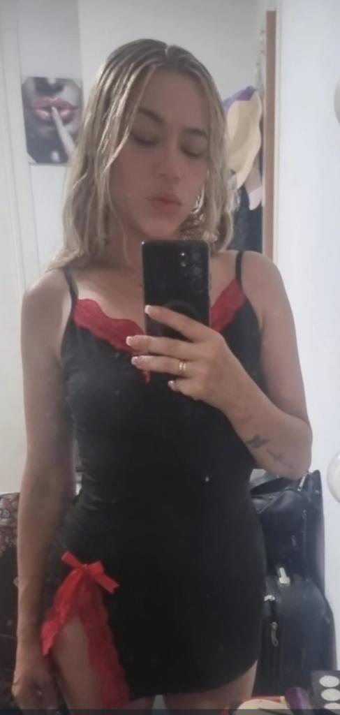 Chica busca chico en Pontevedra: Chica busca chico