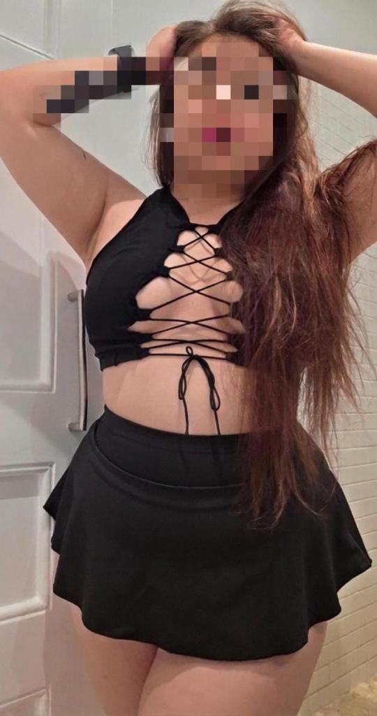 602606272: Chica busca chico en Barcelona