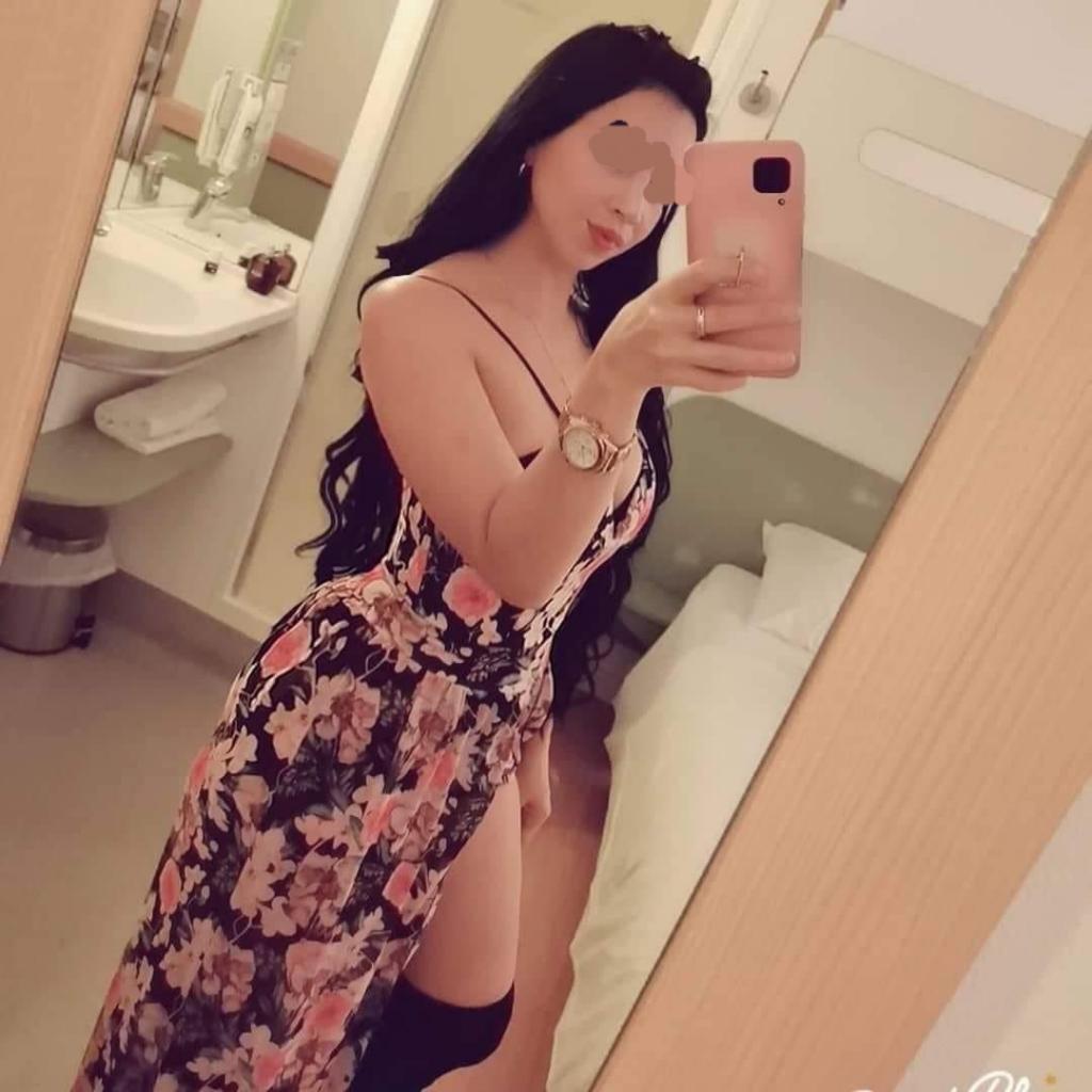 Chica busca chico en Cádiz: 