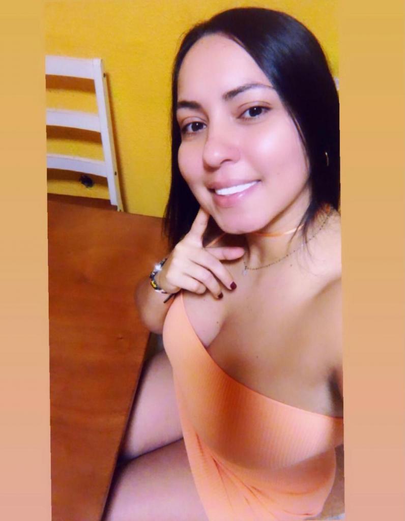 Chica busca chico en Sevilla: 