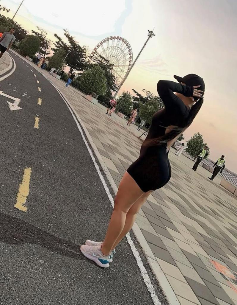 Chica busca chico en Granada: 