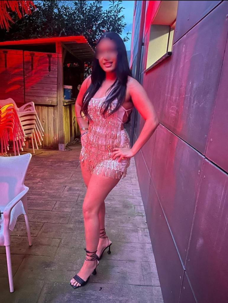 Chica busca chico en Madrid: 