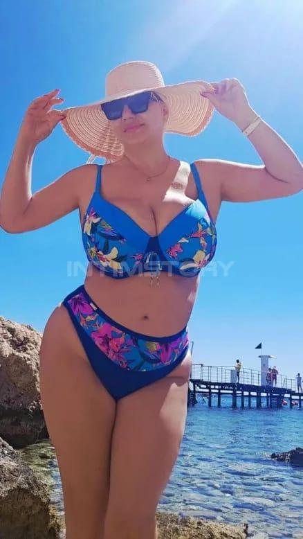 637828903: Chica busca chico en Barcelona