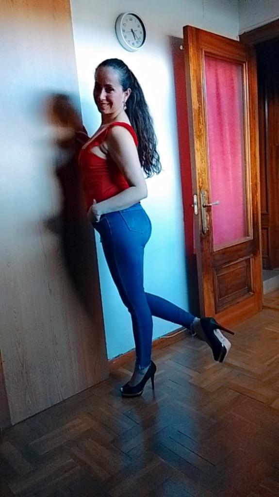 Chica busca chico en Asturias: 