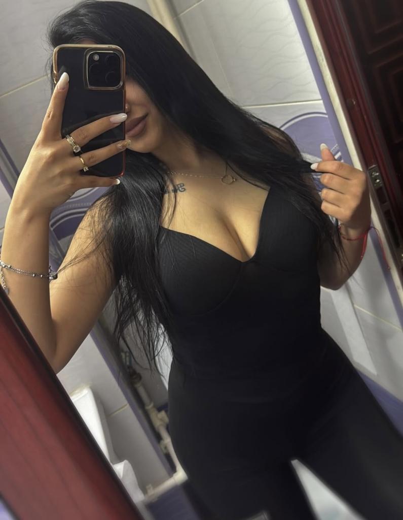 Chica busca chico en Almería: 