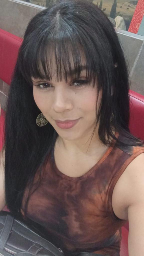 603980318: Chica busca chico en Alicante