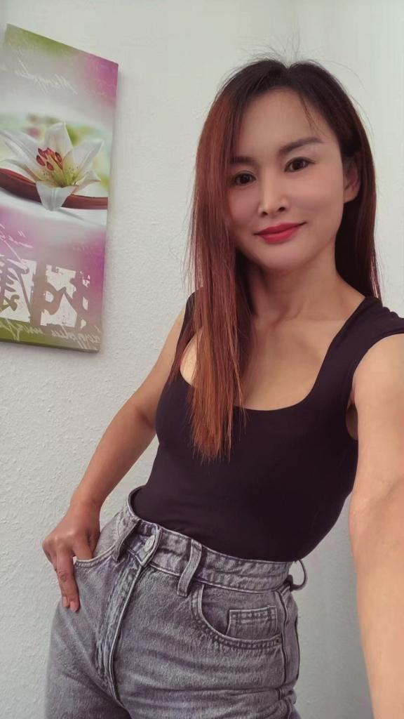 642398699: Chica busca chico en Madrid