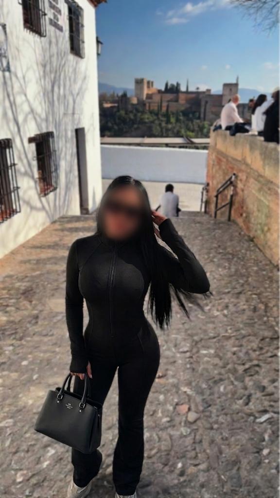 Chica busca chico en Granada: 