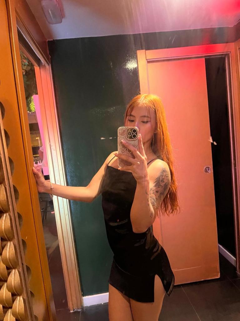 Chica busca chico en Ibiza: 