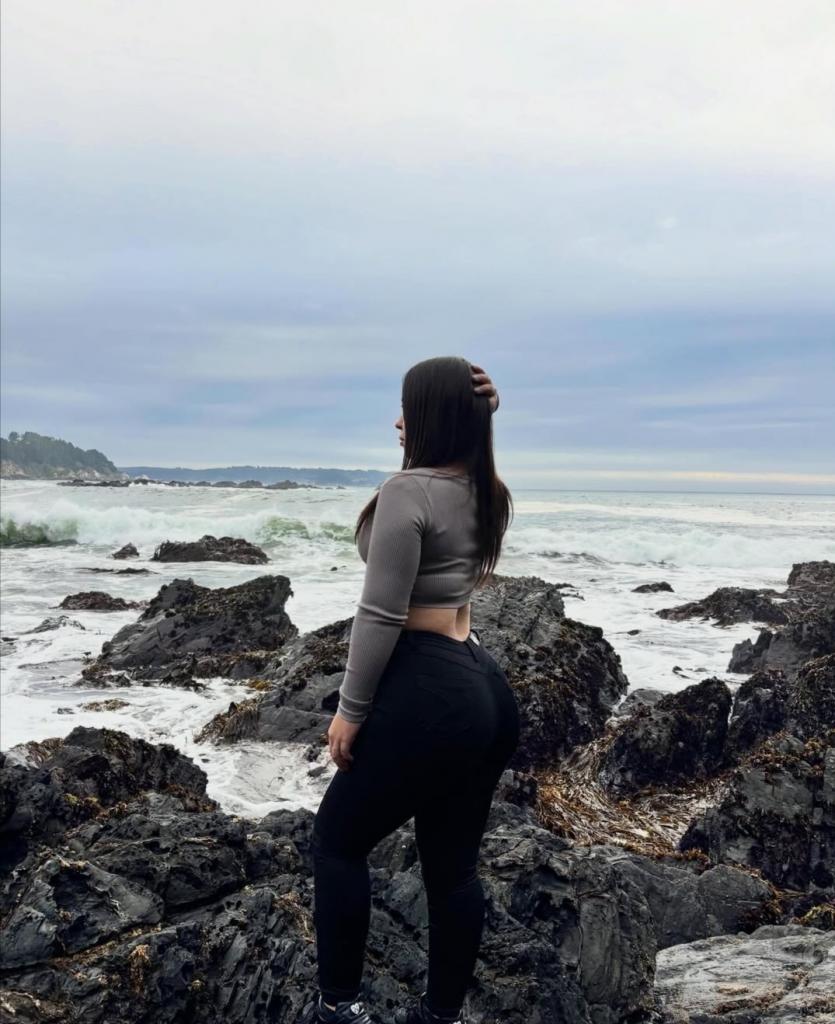 Chica busca chico en Granada: 