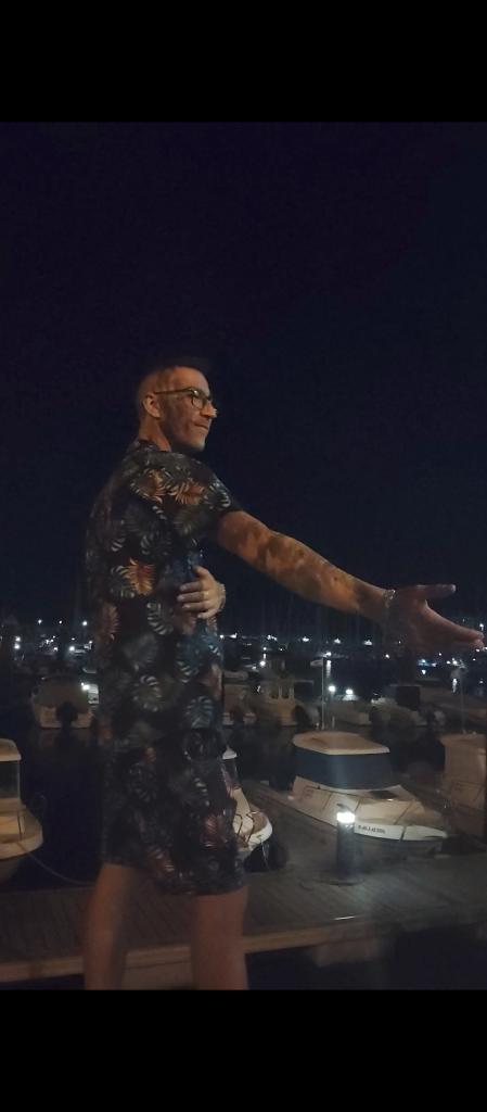 640184416: Chico busca chica en Sevilla