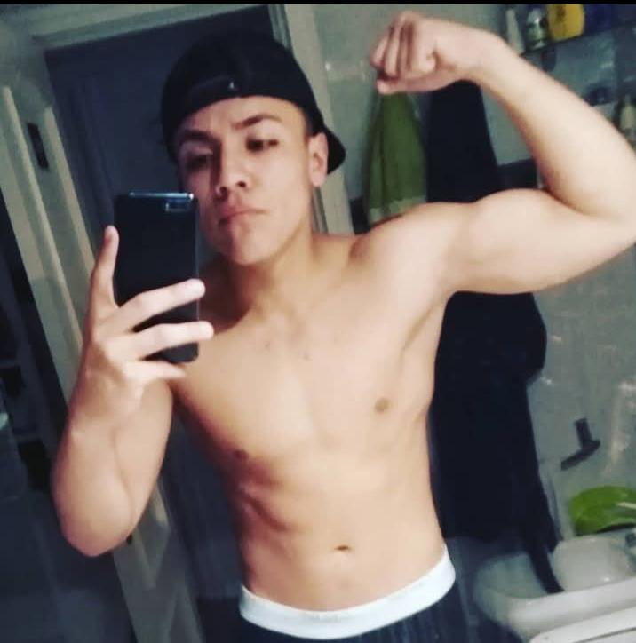 614792387: Chico busca chica en Madrid