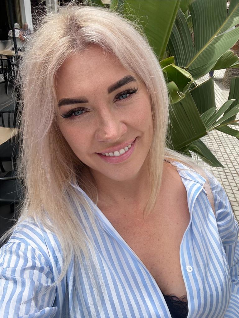 Chica busca chico en Tenerife: Chica busca chico