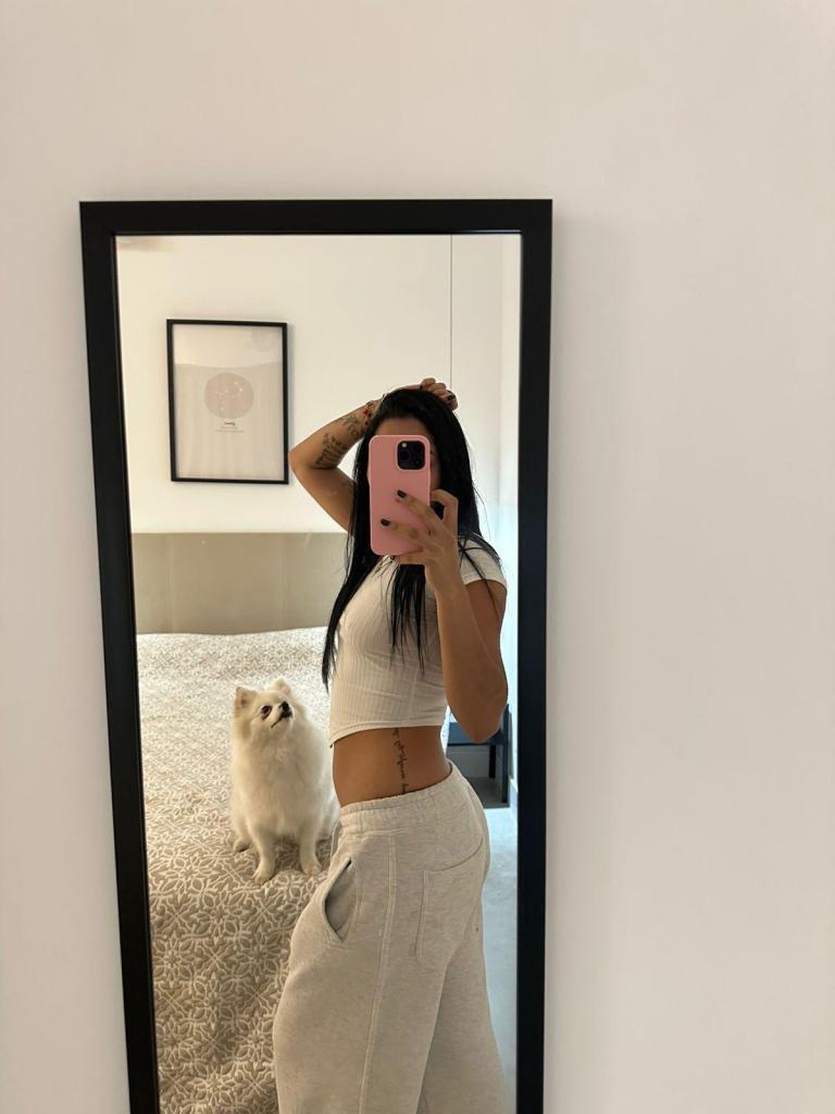 Chica busca chico en Granada: 