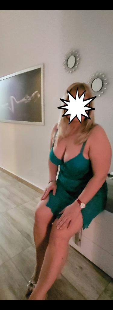 Chica busca chico en Almería: 